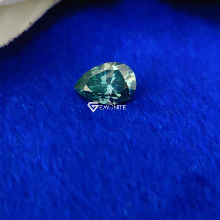 Pear Cut Shape Green Loose Moissanite For Jewelry