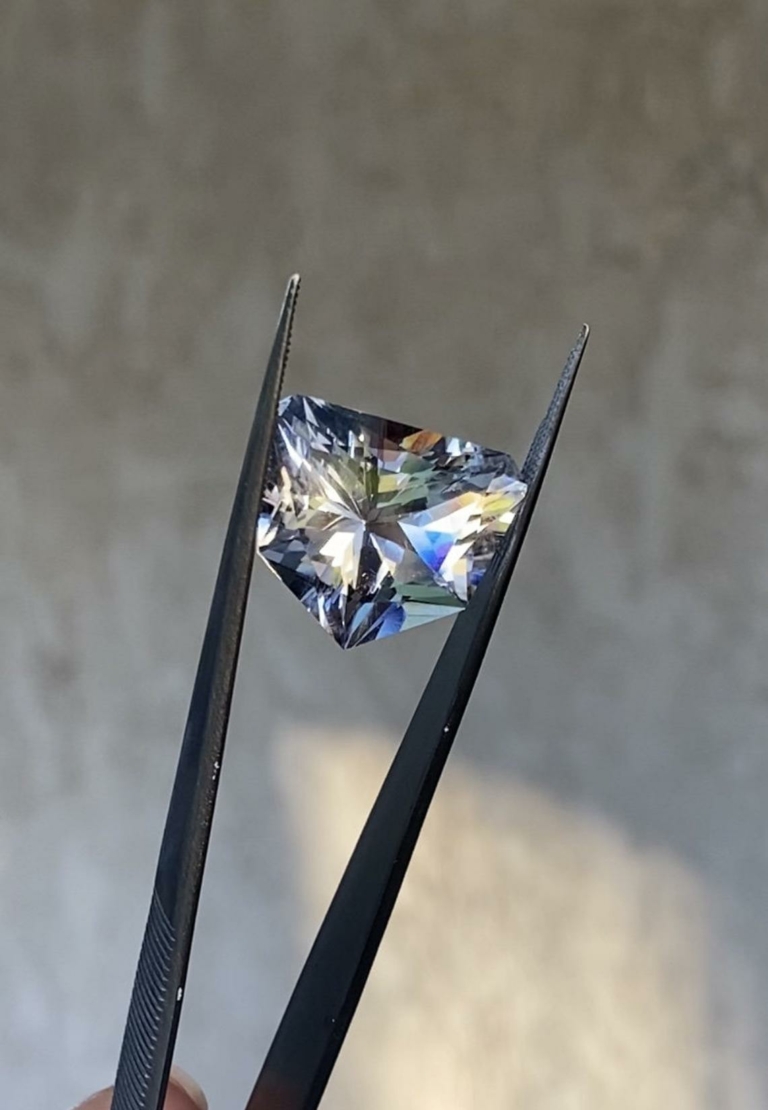 Shield Cut Shape Near Colorless Loose Moissanite For Jewelry