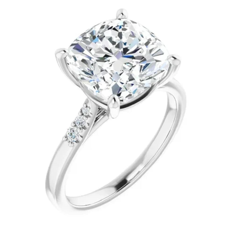 5 CT Cushion-Shaped Moissanite Ring for Women, Available in Silver or Solid Gold, Ideal Solitaire Engagement and Wedding Band, Anniversary Gift for Her, Elegant Solitaire Design